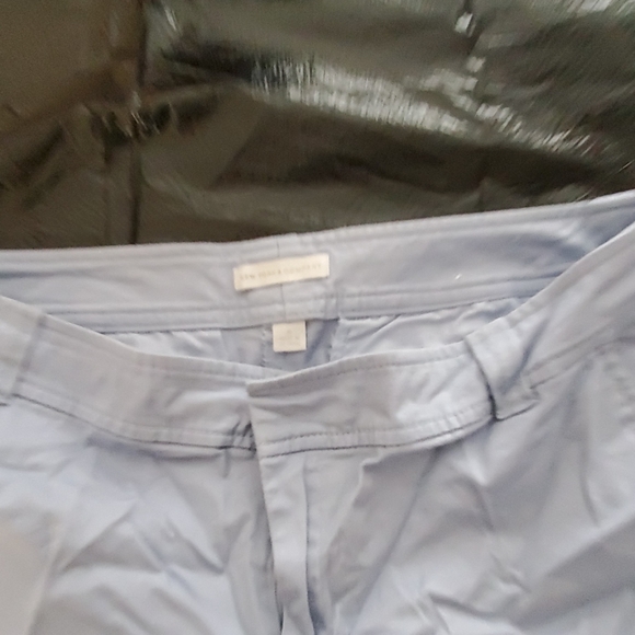 Shorts - Picture 3 of 3